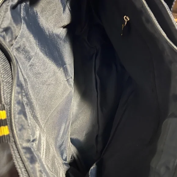 Nautica Luggage Travel/Carry On Gym Blue & Yellow Zip Up Large - Picture 3 of 6